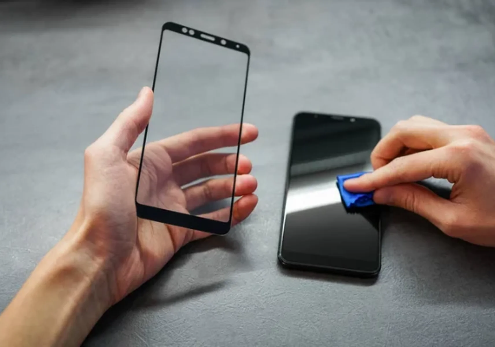 Magic John iPhone Screen Protector Review: Is the Gen 3 Worth It for Everyday Protection?